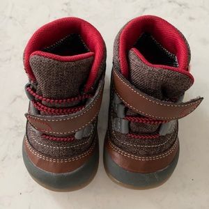 See Kai Run waterproof baby boot - size 4